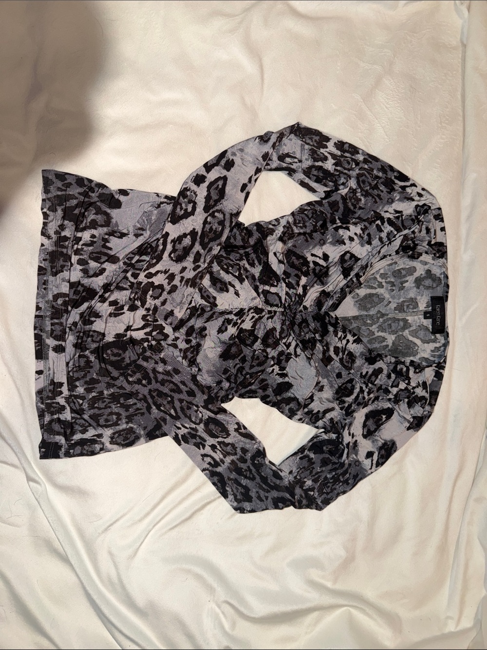 Women's Long Sleeve  Leopard Print Top - Black and Gray